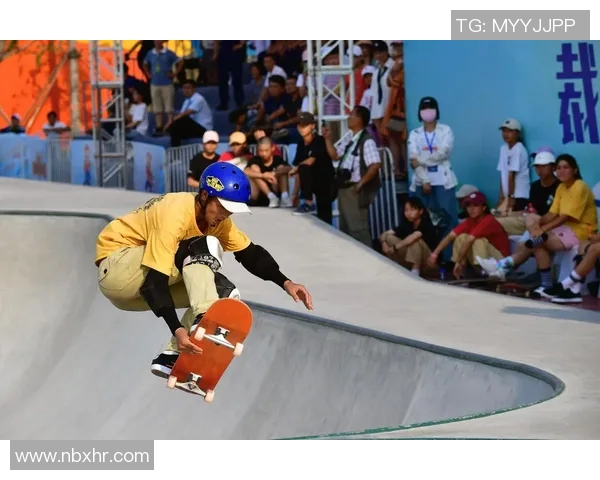 北京极限运动队在世界滑板锦标赛中以79分稳居积分榜首位