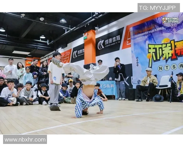 深圳街舞队引领潮流最新街舞灵活性排名前十揭晓